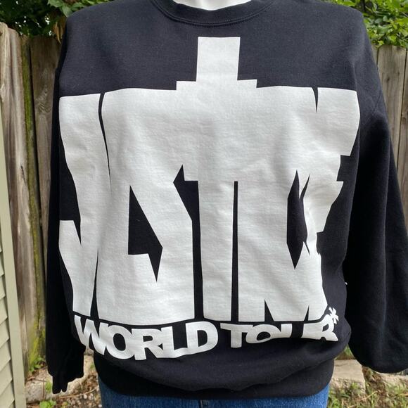 Justin Bieber Justice World Tour Sweatshirt Mens Size Large Long Sleeve Crewneck - Picture 2 of 4